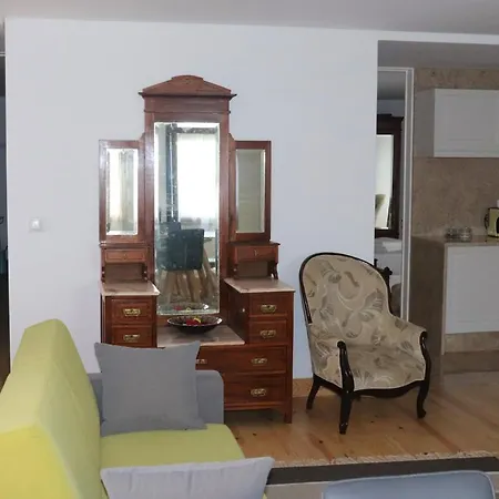 Casa Gil Vicente * Almada